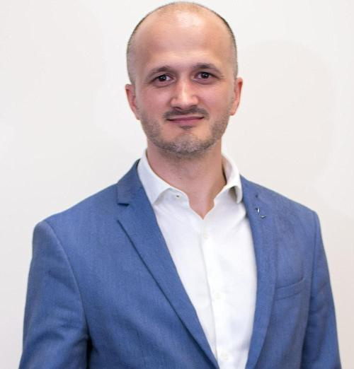 Dumitru Lucian CREANGĂ